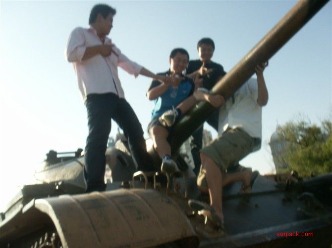 dvubb 图片点击可在新窗口打开查看